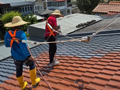 Roof-coating roof waterproof coating on a walkable roof