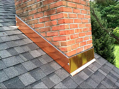 clays shingle roof top view, one side dirty and one side clean