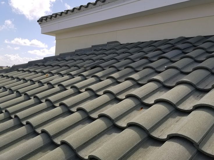 Cleaned concrete Tile Roof